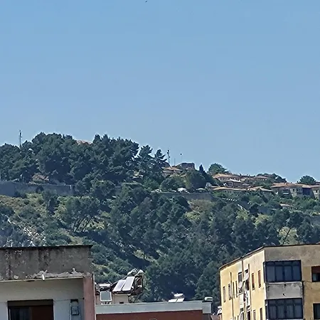 Ndoni * Berat