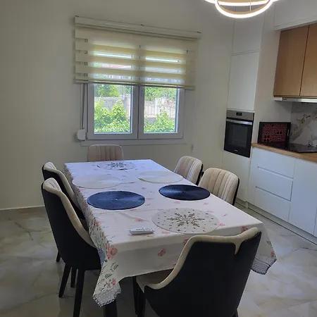 Villa Ndoni *