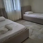 Ndoni بيرات