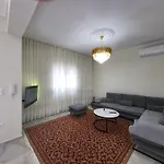 فيلة Ndoni بيرات