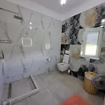 فيلة Ndoni *